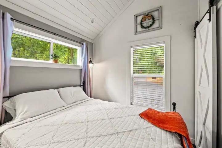 Crescent Moon Cabin Villa Sevierville Exterior photo